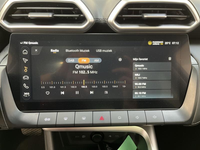 MG ZS Luxury