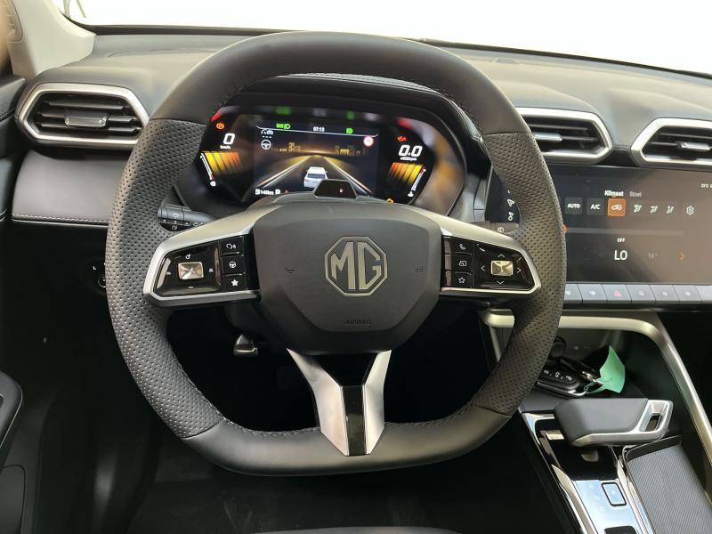 MG ZS Luxury